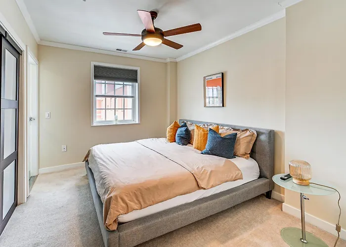 Charming In Downtown Winston-salem! Apartamento